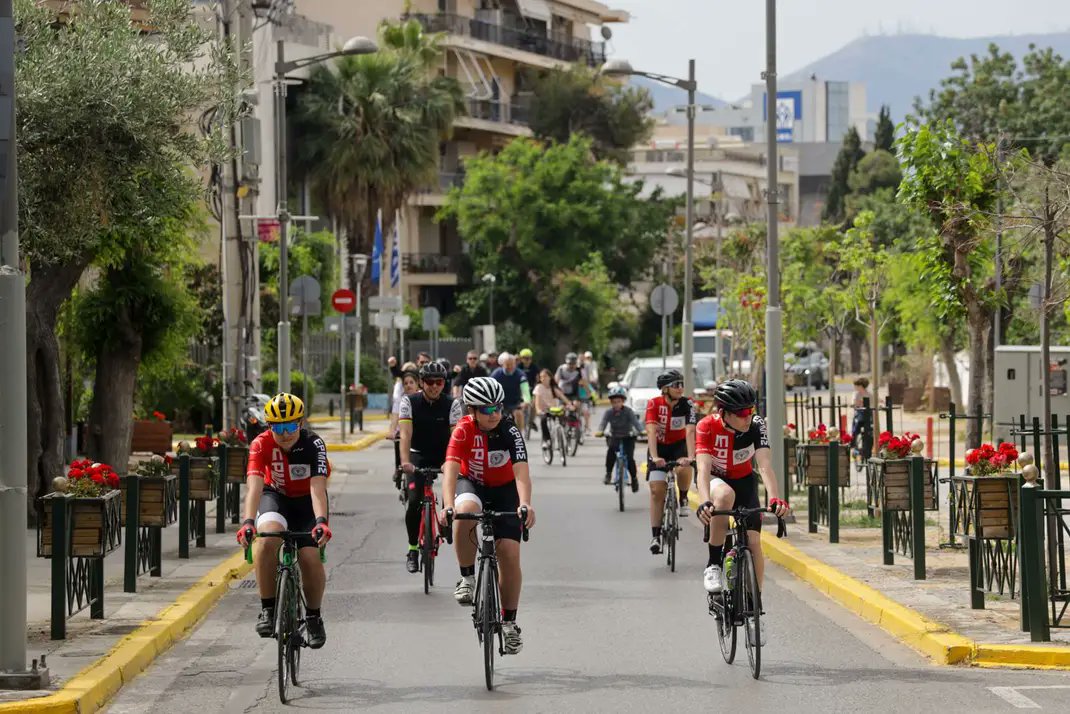 im99_chs's tweet photo. Kidical Mass at Marousi Municipality with ERMIS CYCLING TEAM
#cycling #mtb #track #cyclingtraining #mtbtraining #velodrome #roadbike
Ermis Cycling Team = #Family
JOIN US at https://t.co/ICfuq0nTW3………  
FB : Ermis Cycling Team @ermiscycling @tofitsport @tofitcompany https://t.co/5fh69Wk2Ca