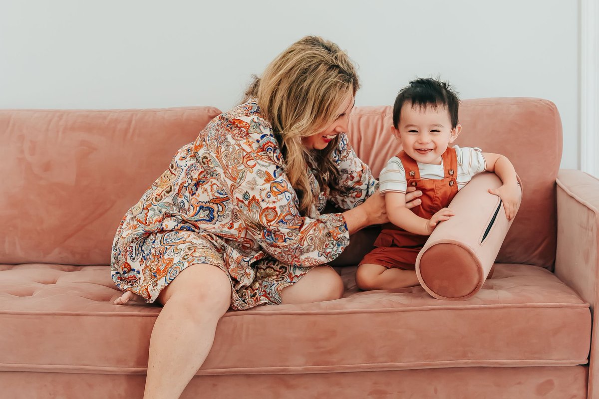 mrsla77's tweet photo. “And she loved a little boy very, very much—even more than she loved herself.” — Shel Silverstein, The Giving Tree #MothersDay2023 💐#boymom💙 https://t.co/yZLmwFpRyY