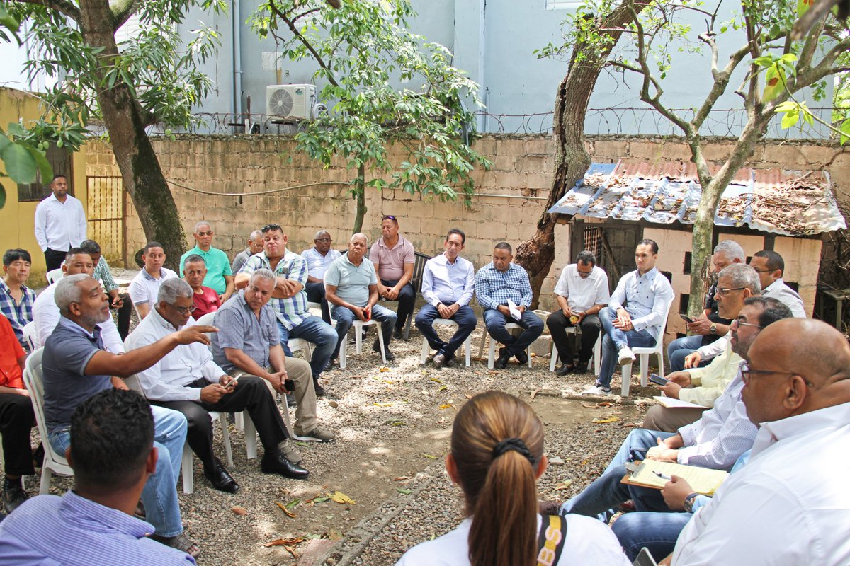 Con esta reunión en San Francisco de Macorís, concluimos este domingo, las instrucciones para la organización de la Jornada Nacional de Crecimiento y difusión de las obras del Gobierno, los días 19, 20 y 21 de mayo 2023.

#YoCreoEnTiPRM #YoCreoEnTi #PRM #SanFranciscoMacoris