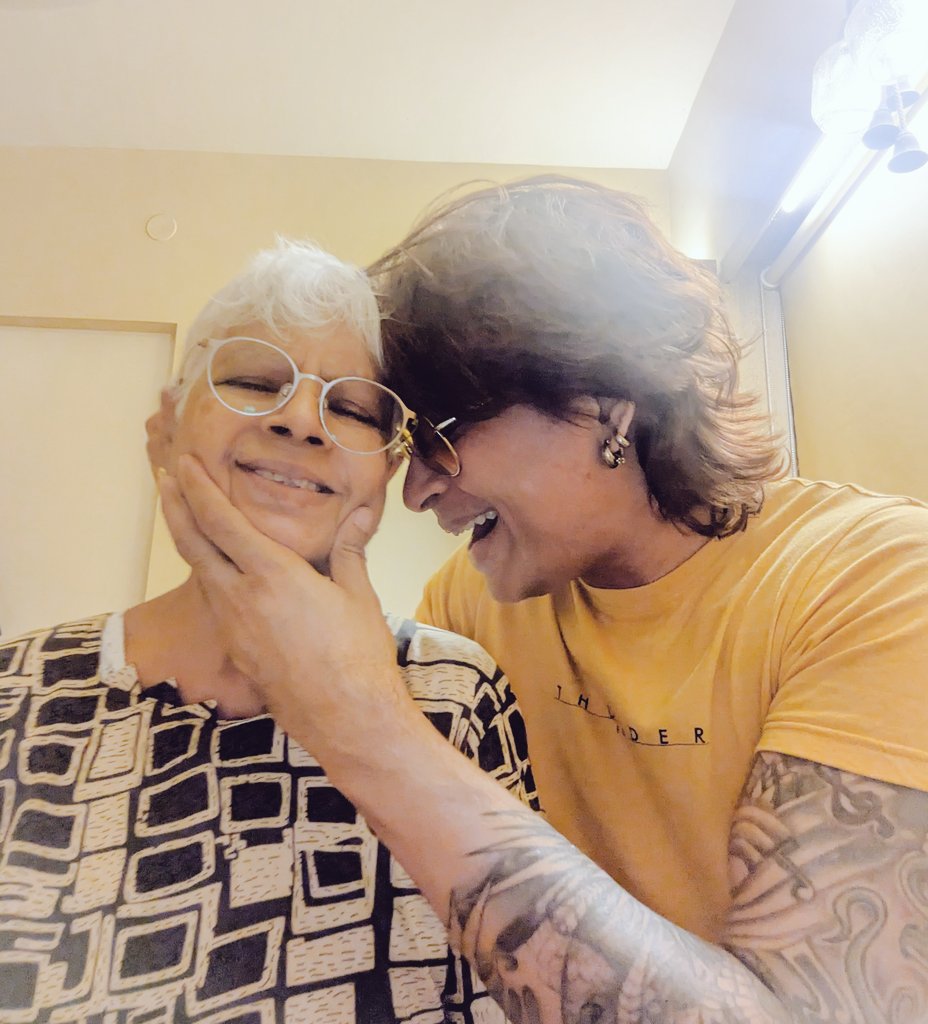 2Bluehimself's tweet photo. Have I introduced you to my daughter yet? 😍😃😍
From our home to yours, here's wishing you a very Happy Mother's Day.
#MothersDay #HappyMothersDay #Mother #MotherAndSon #Mama #Ma #Mommie #Mom #Mumma #Mum #MyMother #MyMama #MyMa #MyMommie #MyMom #MyMumma #MyMum #MyCreator https://t.co/CSvVZBwdzA