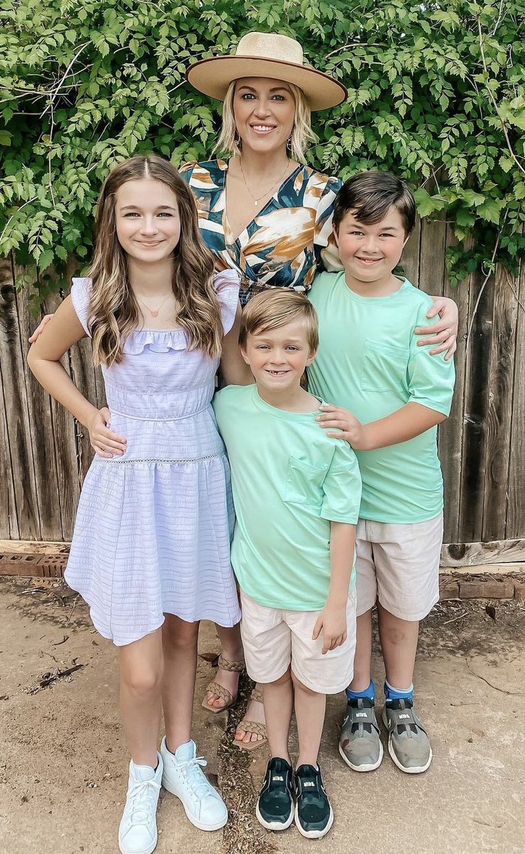 Larry Hooper tweet media