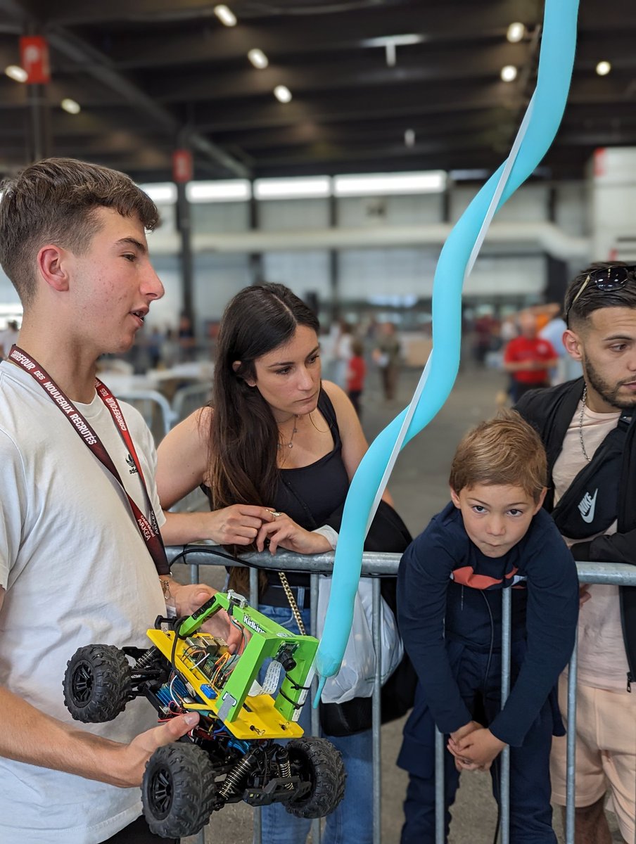 Maison du Libre tweet media