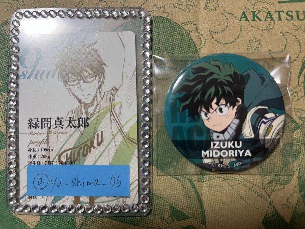 yu_shima_06's tweet photo. 【交換】 僕のヒーローアカデミア ヒロアカ アニメーション展 ヒロアカ展 缶バッジ

譲）緑谷

求）同異種 荼毘

郵送でのお取引希望です。
よろしくお願い致します🙇🏻 https://t.co/HhI4xOBUdl
