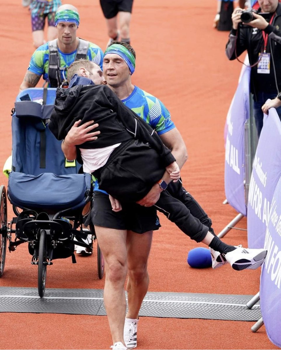 Tony__Yorkshire's tweet image. Can we show sum luv for these 2 absolute legends. #MND #SirKev #Rob7