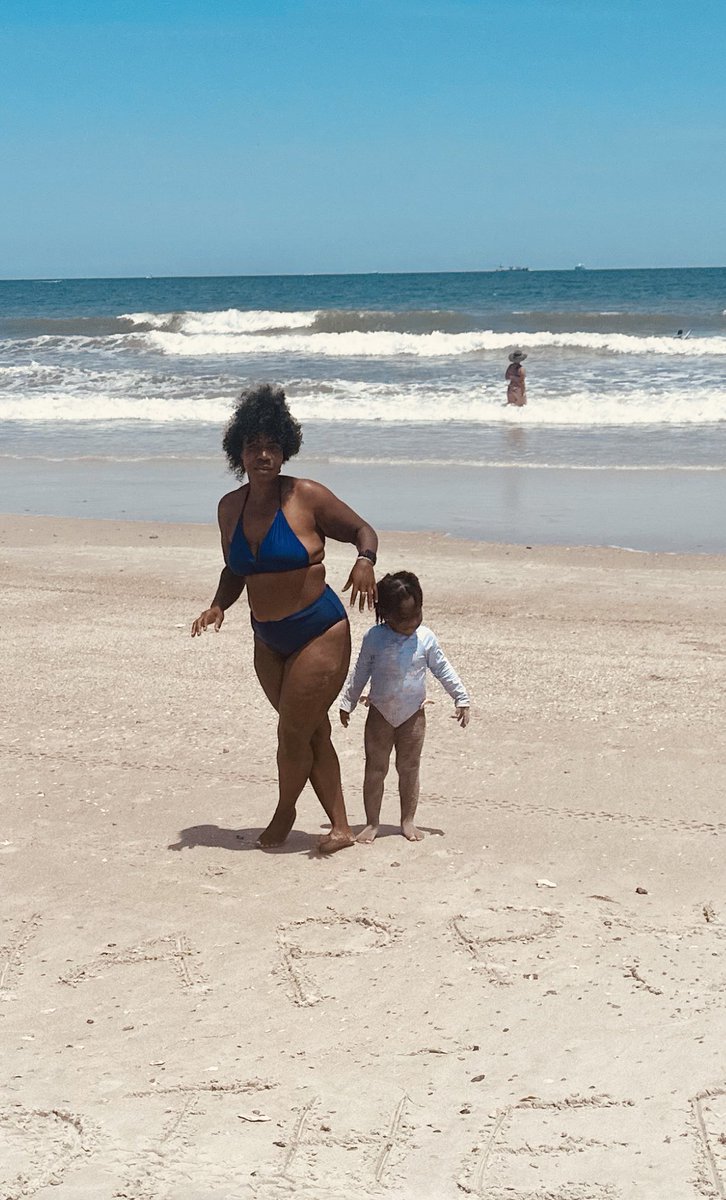 theashbsmith's tweet photo. Hubby really about to have me out here pregnant with his son this summer!

Couldn’t give me 1 hot mom summer, before knocking me up… https://t.co/02ht4nxrSQ