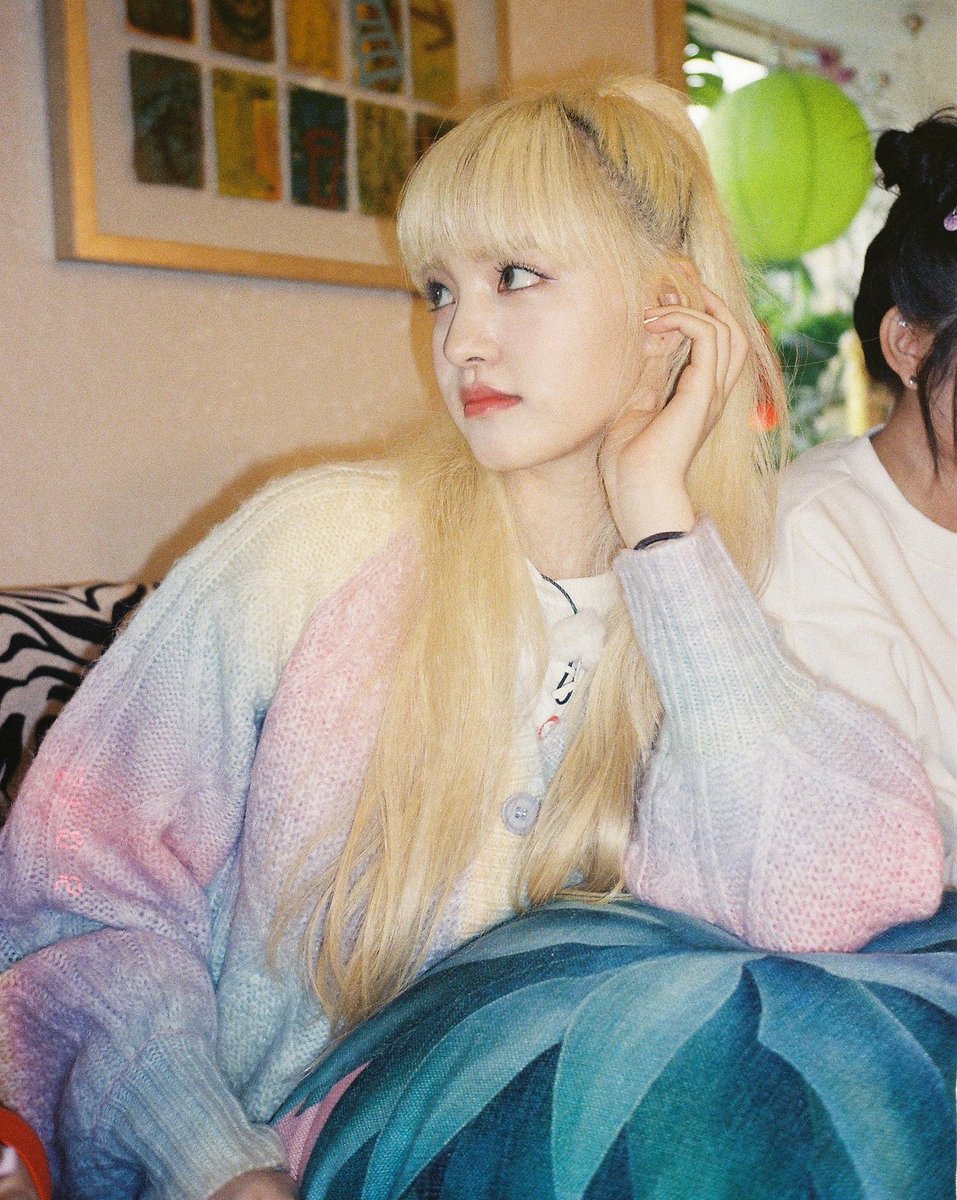 blonde liz appreciation thread <3