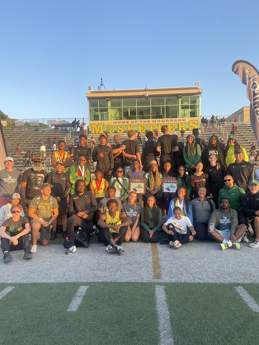 CIFSS D1 800m CHAMP!