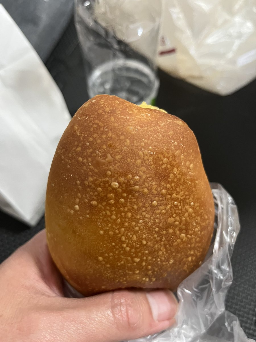 ebixile0501's tweet photo. おざいます

クリームパンダ食べる https://t.co/riyDjEYZPZ
