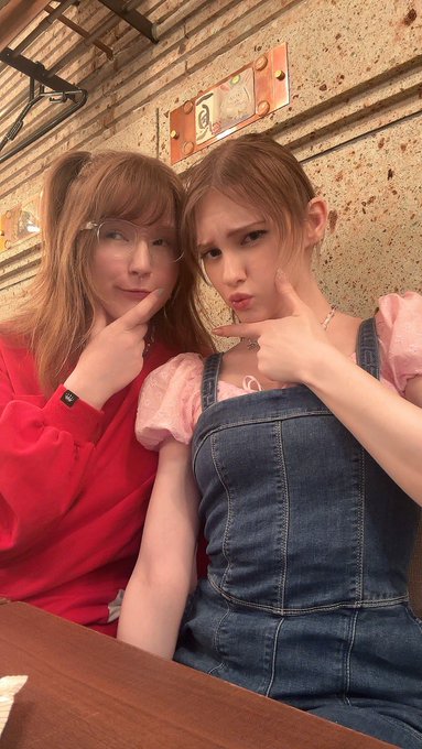 This trip to Japan has totally changed my life 💖 Thank you @June__Lovejoy for inviting me into your home