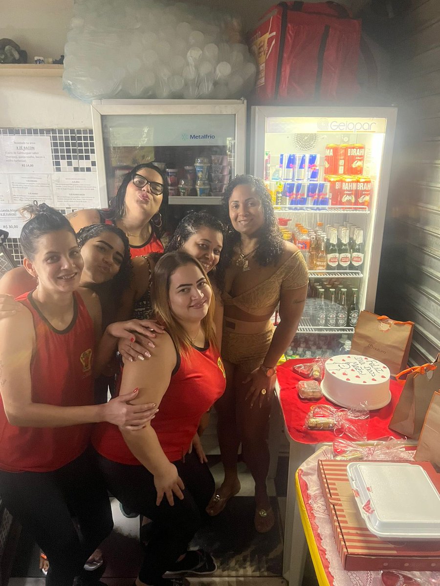 leles_renata's tweet image. Equipe Zé do Lanche deseja parabéns a todas as mamães… muitas bençãos pra todas nós! 🥰🫶🏽❤️