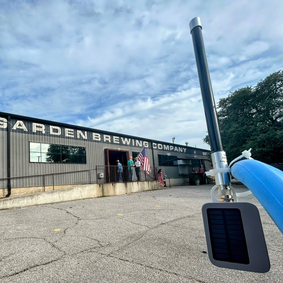 AustinMeshOrg's tweet image. Good news - the Austin Mesh #meshtastic wireless mesh network works at ABGB now. #solarpunk