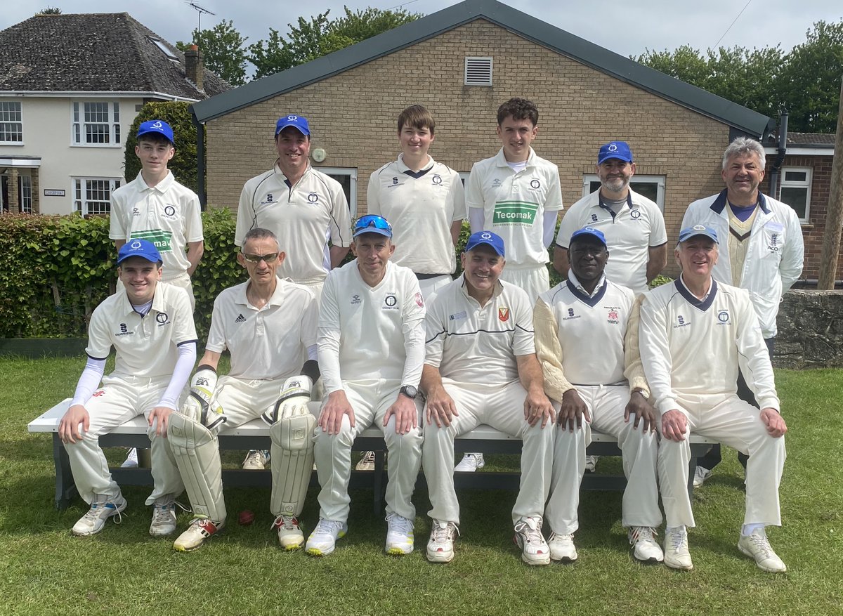 The 2nd XI came up short against Harvel at The OCG.
Harvel amassed 232 after their 40 overs and despite a belligerent 61 by Gary Flint OCC finished 62 runs adrift.