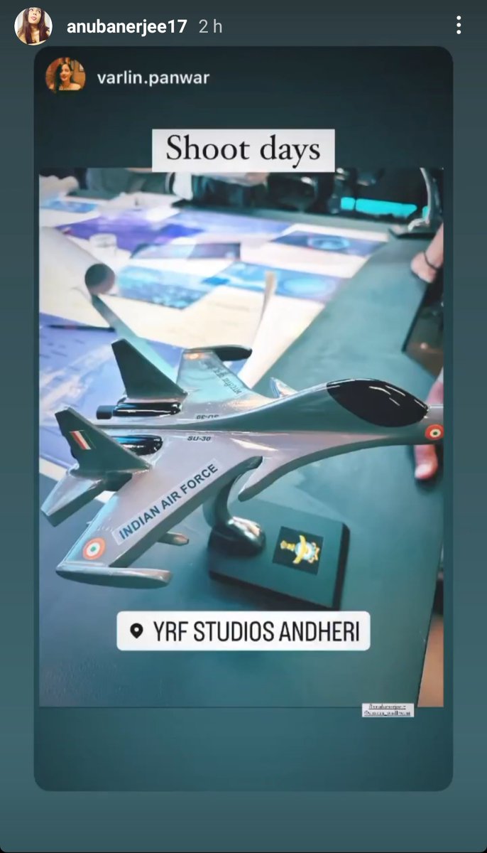 #FighterInMaking 
Shootday - 44 at Yrf studios Mumbai 

Retired  airforce officer Ms.Varlin Panvar is also part of the #Fighter Team .

Pic credit - #TeamFighter 

#HrithikRoshan #DeepikaPadukone #SiddharthAnand