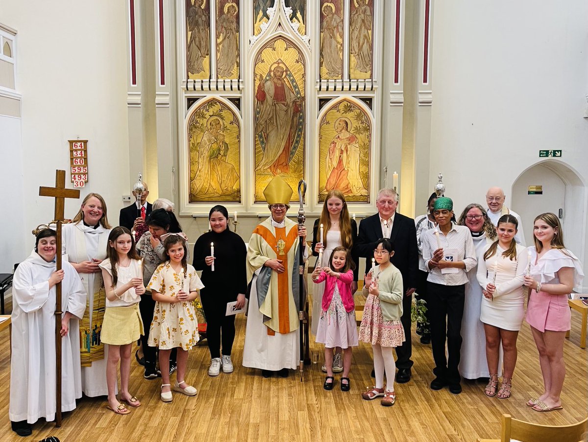 spmarylebone's tweet photo. Wonderful to celebrate Baptism, Confirmation and First Communion with @bishopSarahM⁩ at St Paul’s Marylebone. What a joy to see these children growing in faith &amp; adults coming to faith in our community ⁦@dioceseoflondon⁩ ⁦@area_two⁩ ⁦⁦@churchofengland⁩ https://t.co/54WC0Rfk7u