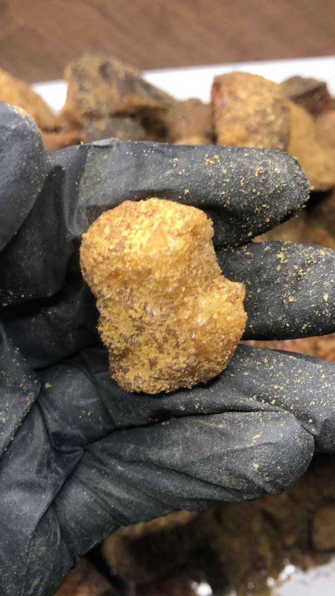 haunterstore's tweet photo. O RETORNO 🥋

As @ de MDMA estão 
De volta ao 🇧🇷 com 
Com força TOTAL ❗️

CHARADA ❓ ALIEN  👽 
250MG      220MG

MDMA HOLANDÊS PERFEITO https://t.co/GN6S55VMxM