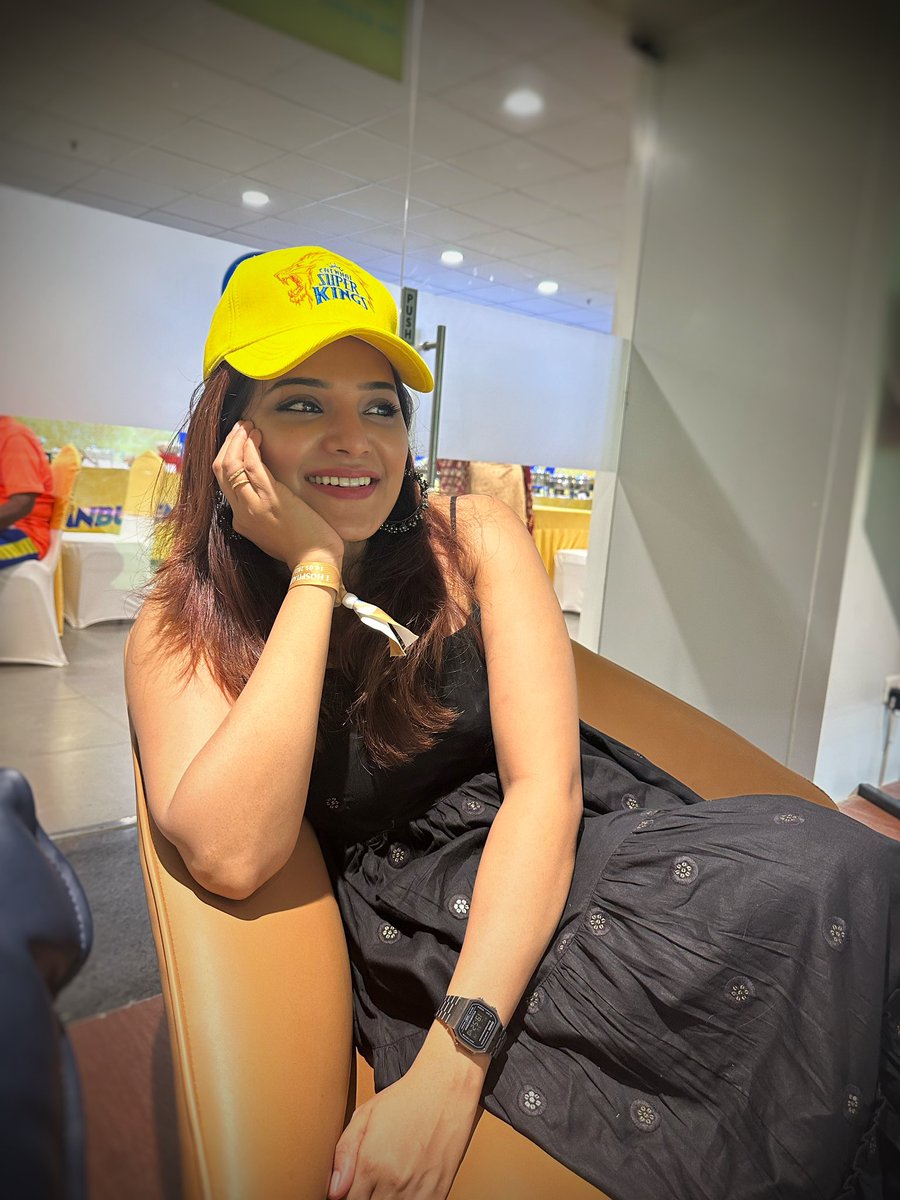 im_aathmika's tweet photo. Thothalum jechalum #CSK da 💛🦁 https://t.co/AZbOrcTvCR