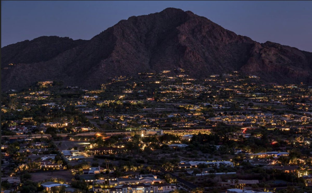 We sold the iconic LAND on upper Glen Dr on TOP of Mummy Mountain Paradise Valley Arizona. Epic views! Congratulations to all parties involved. Presented By MARTA WALSH | Russ Lyon Sotheby’s International Realty #paradisevalley #scottsdale #arizona