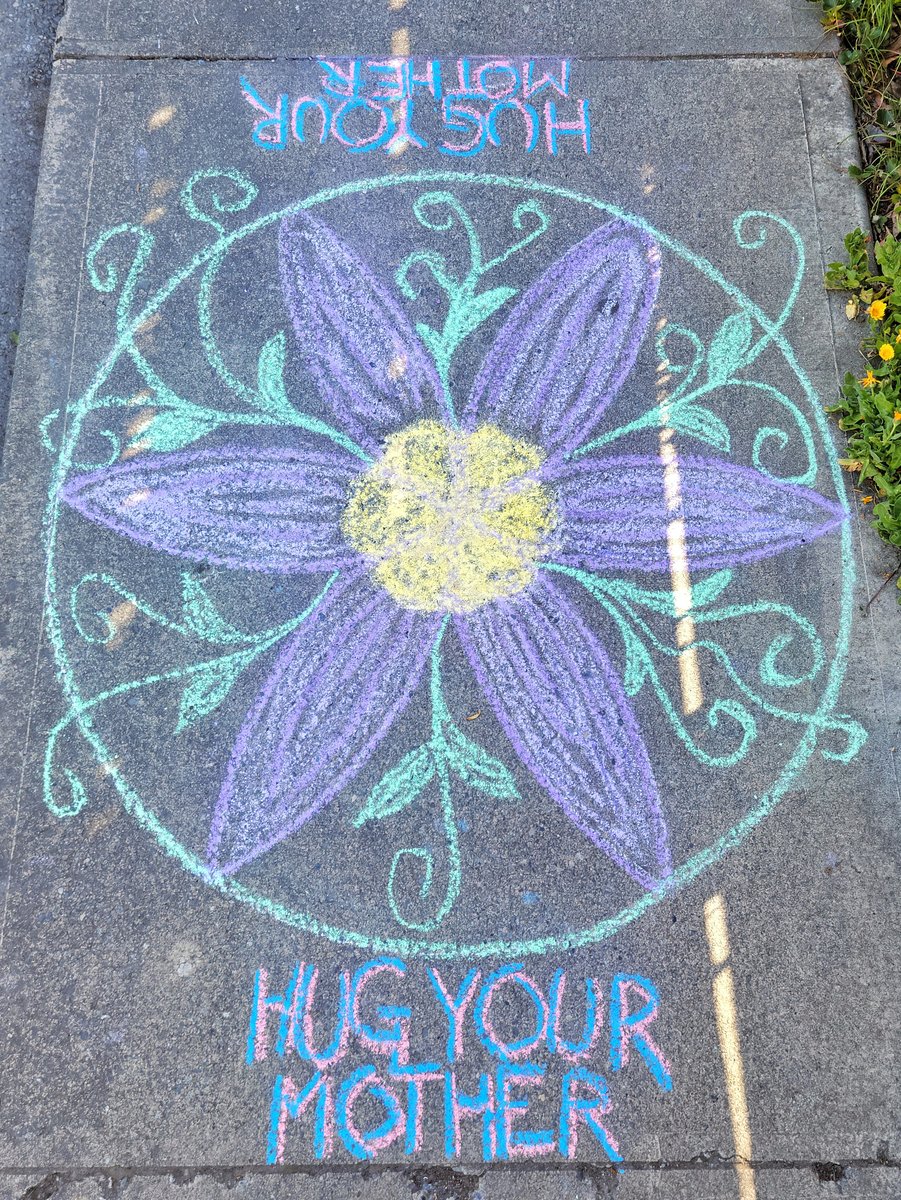 kissminimon's tweet photo. We've added a new blog post: "Happy Mother's Day!!"
https://t.co/jMNmNCdhla
Thanks much for the visit!
#photo #photography #YYJ #Victoria #BC #JamesBay #chalkart #mothersday #hugs #freehugs #Huggingspot #hugzone https://t.co/zeSQVimEB8