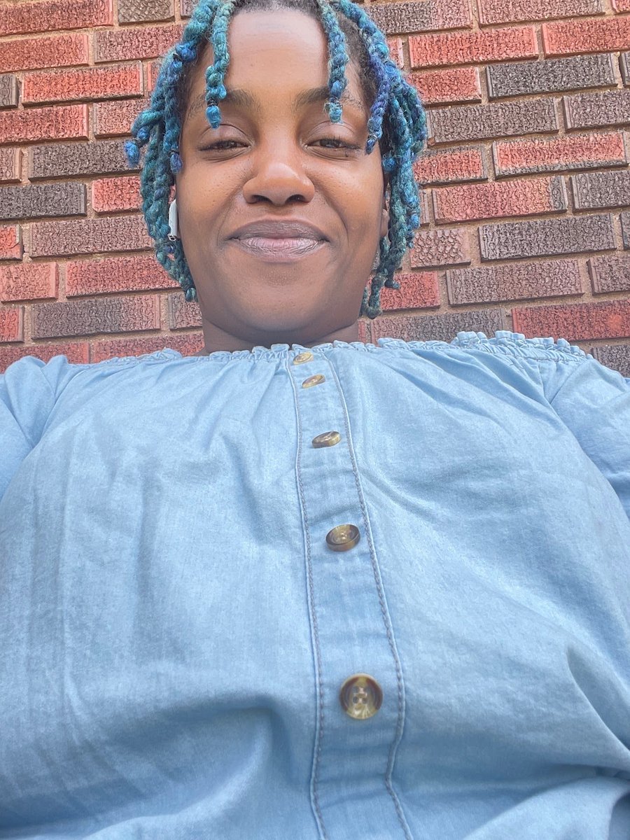 mZ_indigo_Moor3's tweet photo. Happy Mother’s Day to all the beautiful women out there💯✨💪🏾… on this wonderful day I chose to smile, #dropahpic of your Mother’s Day smiles ❤️💯💋☺️ #natural #locbabe #MzMoorMotivated #SMILE☺️ https://t.co/fbF8HWoD71