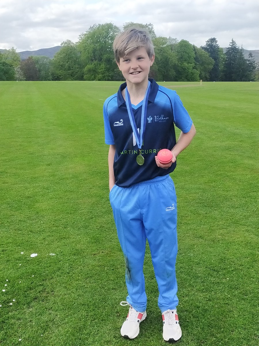 Very well done to Alfie whose magnificent caught & bowled saw him win one of two 'champagne moment'  prizes 😁👌🏆
#BeOutstanding
#BeBelhaven