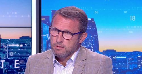 KhristyJean's tweet photo. David le Bars:" il y en a assez d'entendre Mélenchon et ses acolytes salir la police". Alliance porte plainte contre Tartarin pour diffamation. https://t.co/hLW2WbXqvr