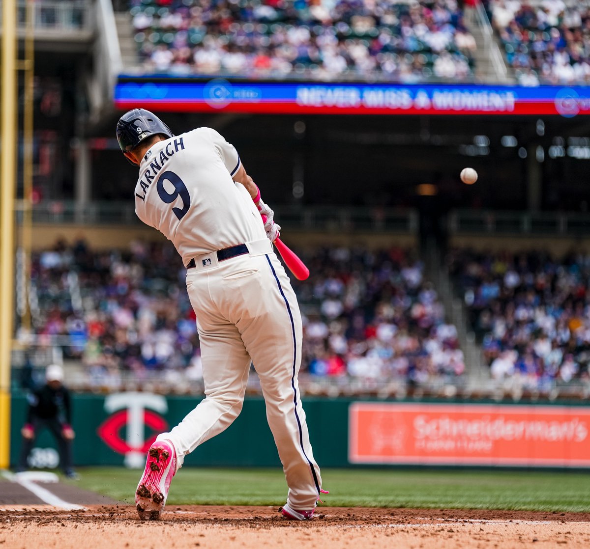 Minnesota Twins on Twitter "Land of 10,000 Rakes, Sunday edition 🎣"