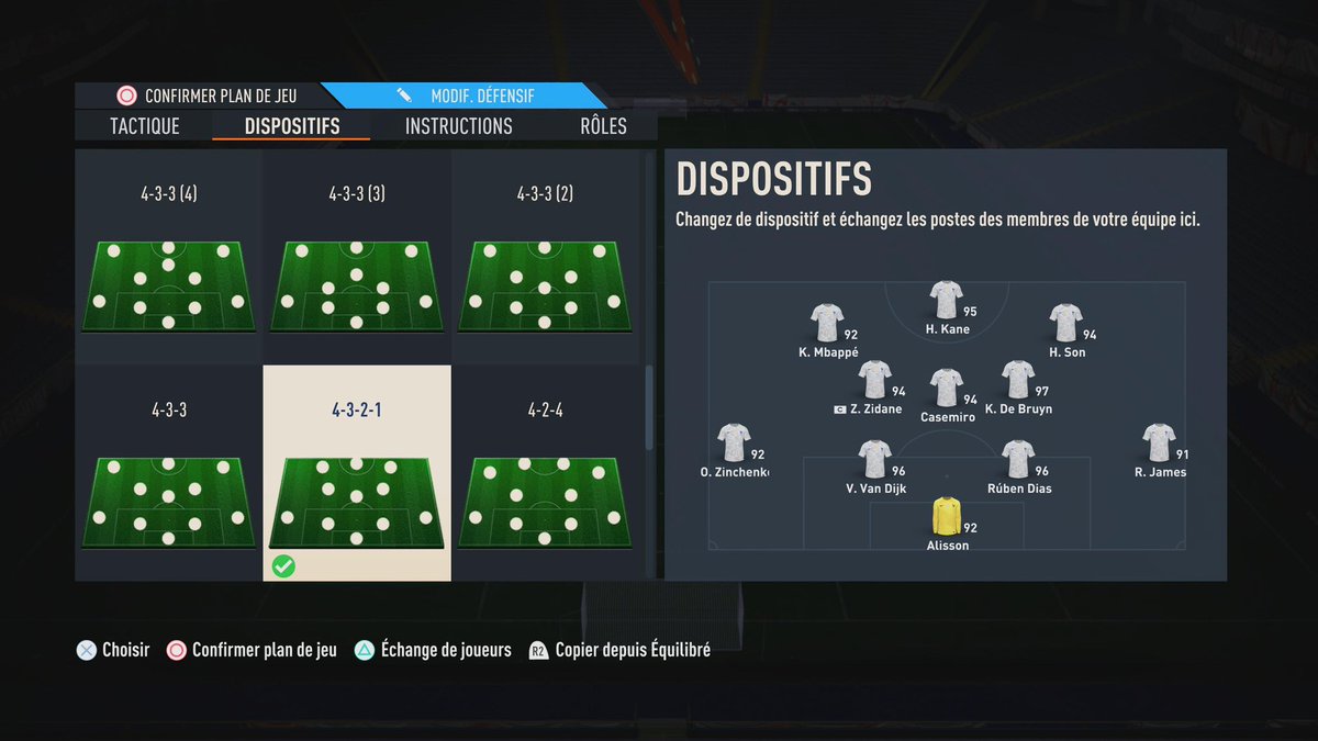 deadzone3034's tweet photo. @ThipFIFA Yo Thip ! Je suis sur PS5 

- Ingame : 4231 / 4321 
- Les titulaires et le banc sont tous invendables 
- 1,5 millions de crédit de dispo 
- Div Élite / 14 win en futchamp 

Merci beaucoup ! https://t.co/xZ3ns4mKta