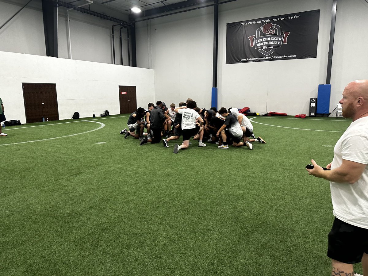 Connor Sullivan (@csullivan_05) on Twitter photo Great weekend at Linebacker University! Learned from the best in the business. Taking away some new techniques and skills back home! <a href="/LinebackerCamps/">LinebackerUniversity</a> <a href="/mmlbuniversity/">coachmonroe</a> <a href="/anticodalton/">Antico Dalton</a> <a href="/ChaseMonroe58/">Chase Monroe</a> Great weekend at Linebacker University! Learned from the best in the business. Taking away some new techniques and skills back home! <a href="/LinebackerCamps/">LinebackerUniversity</a> <a href="/mmlbuniversity/">coachmonroe</a> <a href="/anticodalton/">Antico Dalton</a> <a href="/ChaseMonroe58/">Chase Monroe</a>