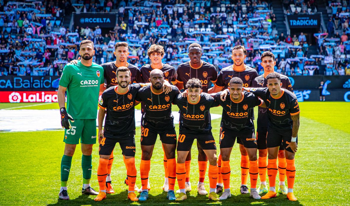 3 PUNTAZOS!😍💪🏽 
Un pasito más cerca del objetivo
Gracias a los aficionados desplazados y buen viaje de vuelta!
Amunt🦇