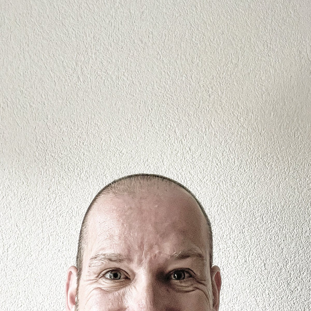 I did it again. ☺️
Jetzt brauch ich nur noch neue Profilfotos. 🤘🏼