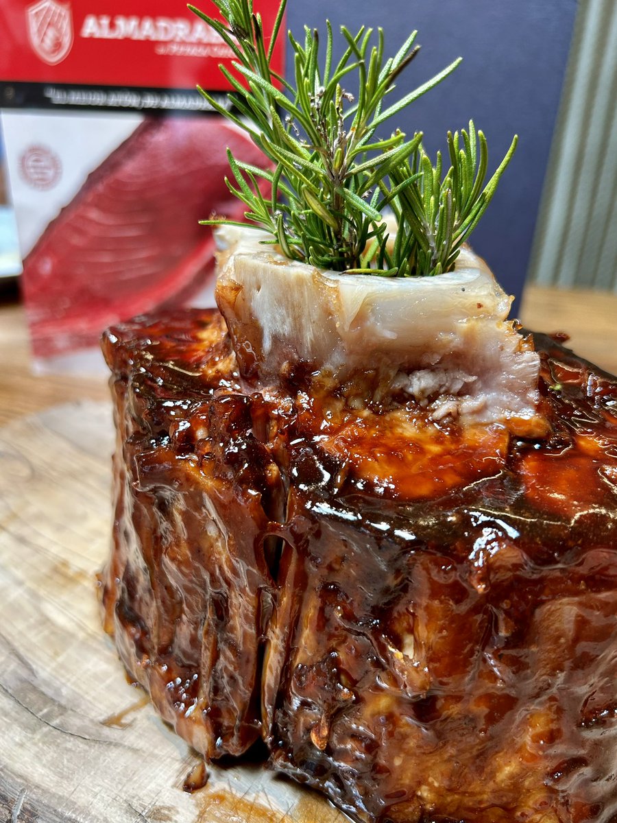 Fran_Gonzalez_P's tweet photo. De Almadraba… hoy @chefdelmar y @PetacaChico han bordado una jornada con productos de excelencia en un marco inigualable. @AlevanteMelia #AtúnRojo #Almadraba #Cádiz #PetacaChico #ChefDelMar #CocinaDelMar #Mayo2023 https://t.co/N6HYCIJykr
