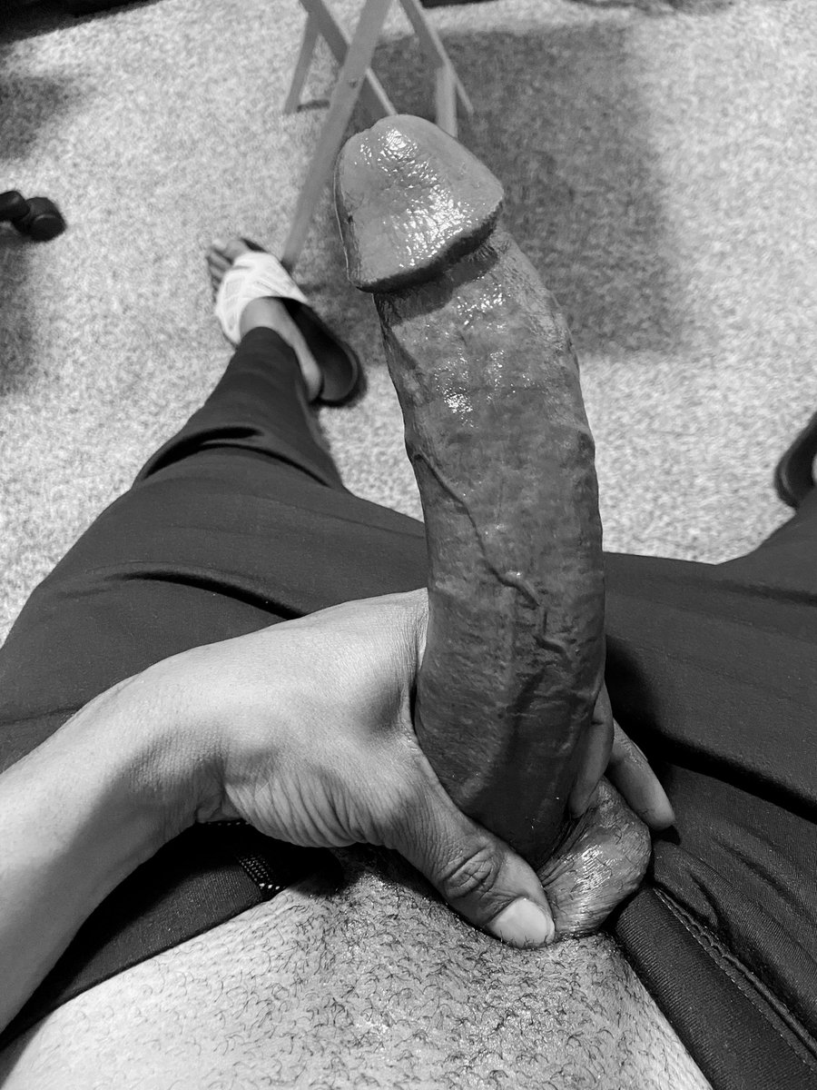 Footlong1112's tweet photo. Have a seat ๐ฉ๐ซต๐ฝ๐ชต #BBC #MANDINGO #HeavyMeat #LongStroke #SlutBreaker #Pawg #BBW #cumShots #ebony https://t.co/EcNWhfTCfN