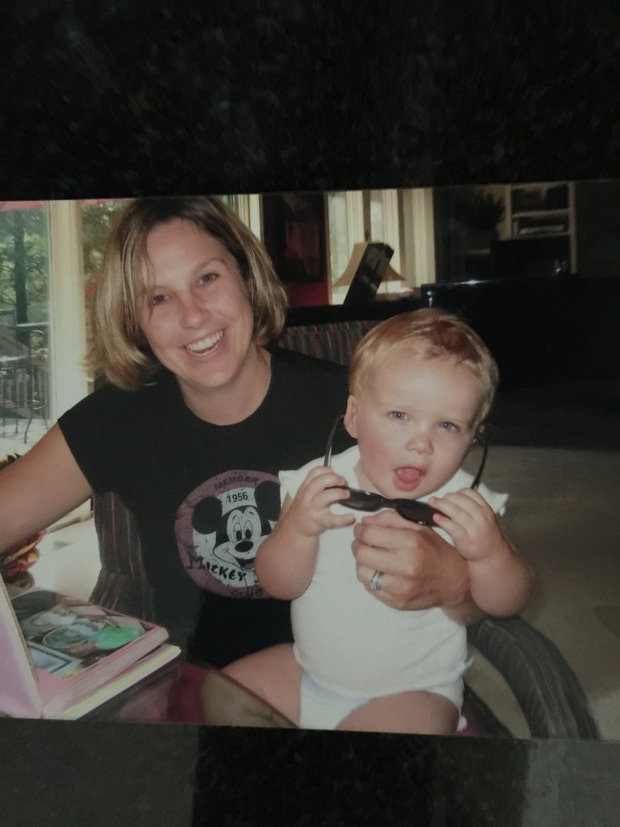 Happy Mother’s Day Mom! I love you! ⁦<a href="/SFDBball/">SFD Bball</a>⁩