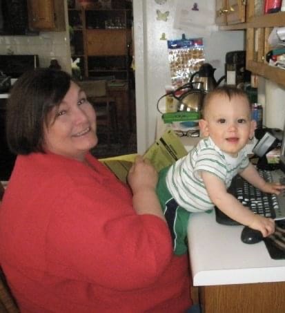 FacesofAdvocacy's tweet photo. Happy Mother’s Day from FOA. Here is Donna McCall, who inspired us to change policy &amp; safely reunite multi-national 🇨🇦 families during pandemic closures. She died saying goodbye to her children over video; because of her, we prevented that from happening again. Thank you Donna. https://t.co/vzMzZmHtvV