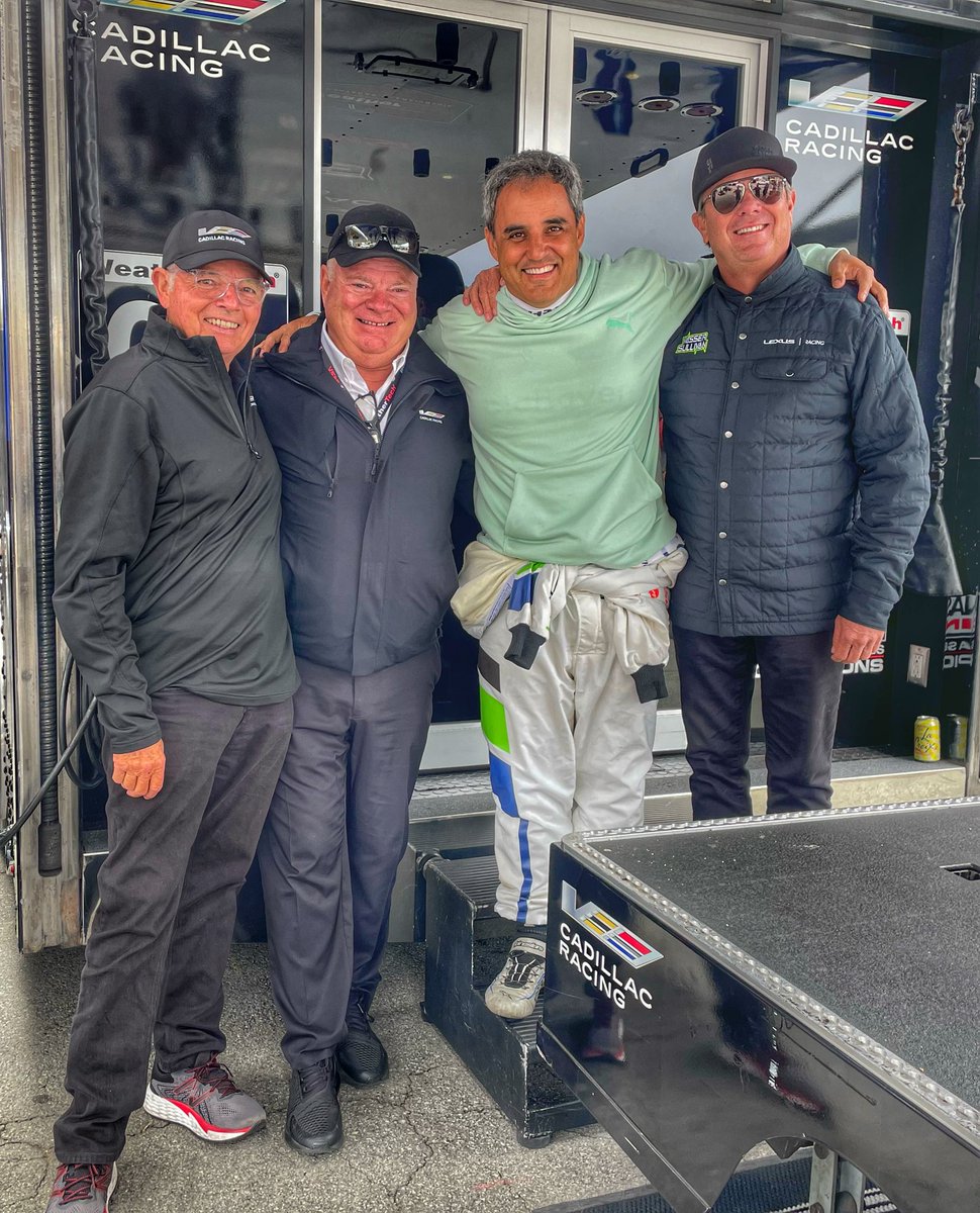 Stepped from the @CGRTeams Teleporter into the @WeatherTechRcwy Time Machine; was immediately transported back to the year 1999 w/#IndyCar Teammates @jpmontoya @jimmyvasser @GanassiChip