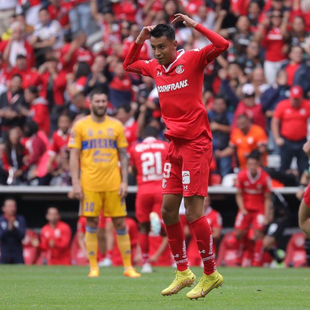 Memo_Flores's tweet photo. 👹Gracias Tigres por existir!!! 

TOLUCA se mete a Semifinales con el 3-0 que acaba de marcar!!!

Me recuerda mucho al regreso que tuvo contra Necaxa en la Final del Verano 98.

@TolucaFC @TigresOficial @LigaBBVAMX https://t.co/5cH0XUpoqP
