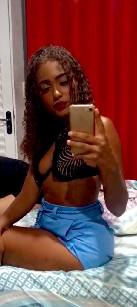 Sou minha própria inspiração. ✨