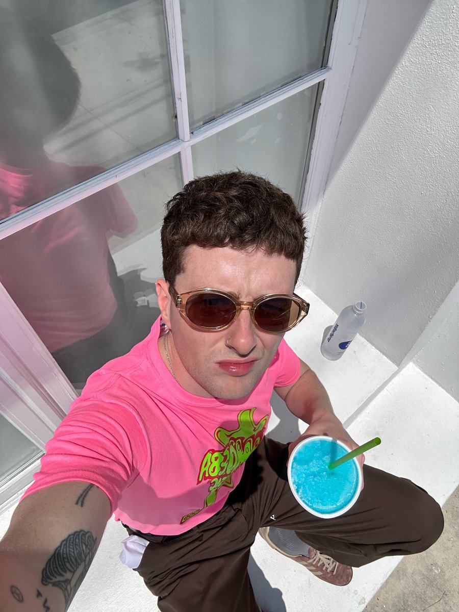 joesef tweet media
