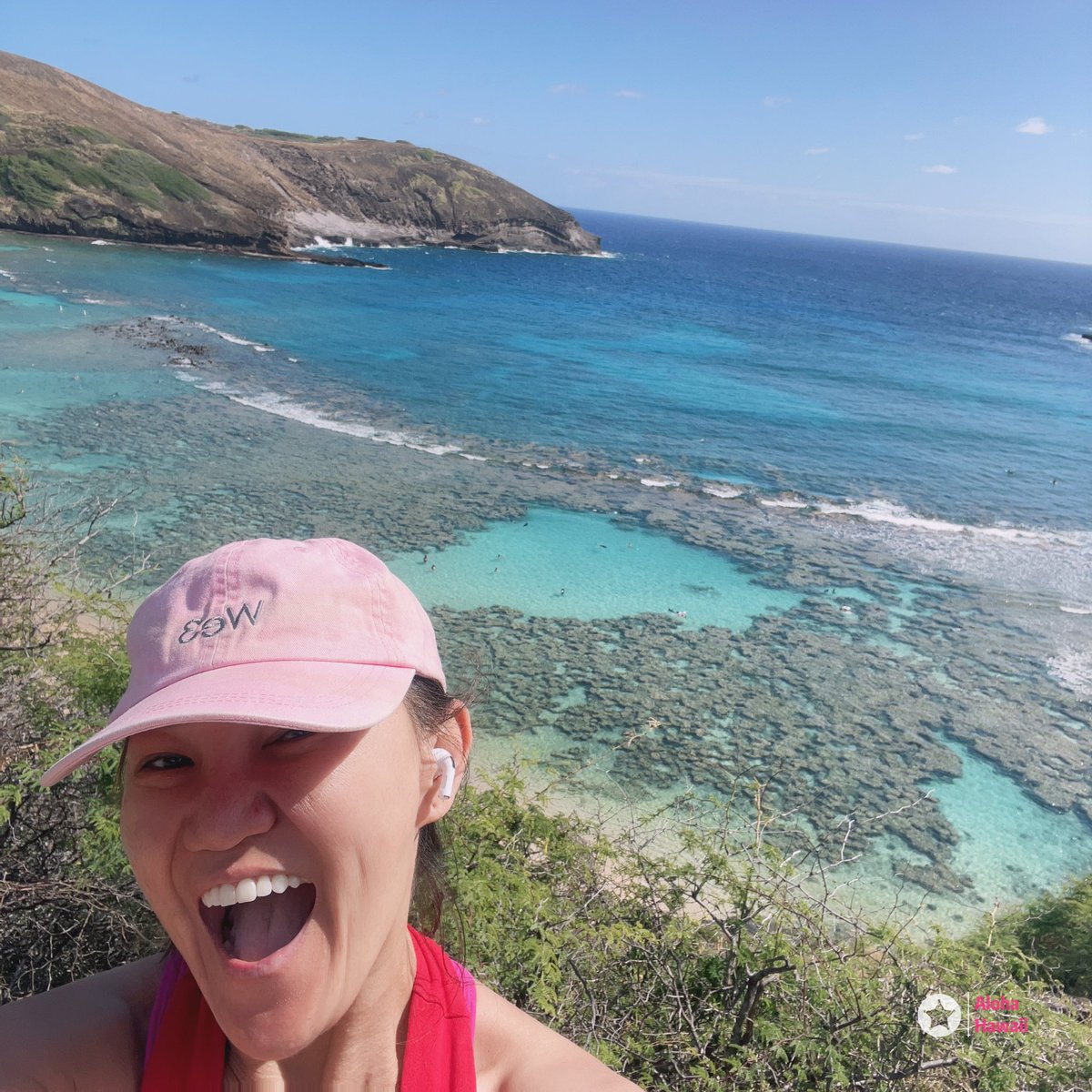 iamlorettachen's tweet image. Aloha ! It’s def summer ☀️ somewhere in the world and def in my ‘hood !!#islandlife #living808 Let’s do our next meet up here GGG ! 🙌🏼🤩😎😛@HanaumaOutreach