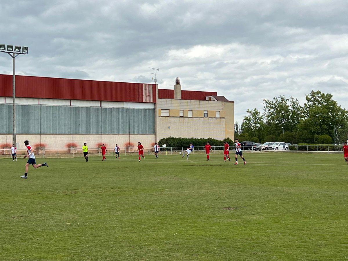 Fútbol. UVa-San Agustín. Resultado: 4-1 <a href="/UVa_es/">Gabinete de Comunicación Universidad de Valladolid</a> <a href="/FuentelaMora/">Fuente la Mora</a> <a href="/CD_San_Agustin/">Fútbol CD San Agustín</a> #UVa_es #UVaDeporte