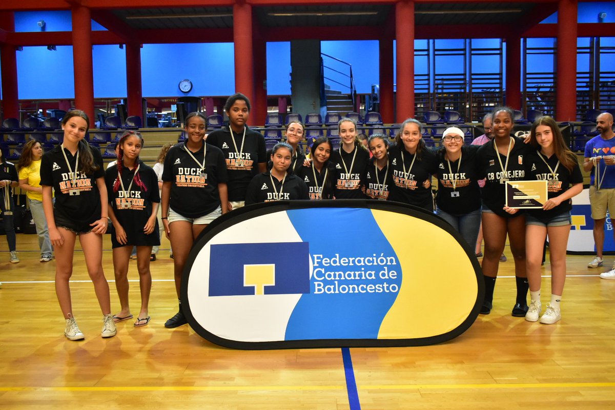 FCBaloncesto's tweet photo. 🏆 #CCPreInfantilFem
🇮🇨 #FCB

1️⃣3️⃣ @magectias1995
1️⃣4️⃣ @BSBStaBrigida
1️⃣5️⃣ @CBConejero
1️⃣6️⃣ #CBCastillo

👏🏻👏🏻👏🏻👏🏻👏🏻👏🏻👏🏻👏🏻👏🏻👏🏻 https://t.co/8TS01y96vY