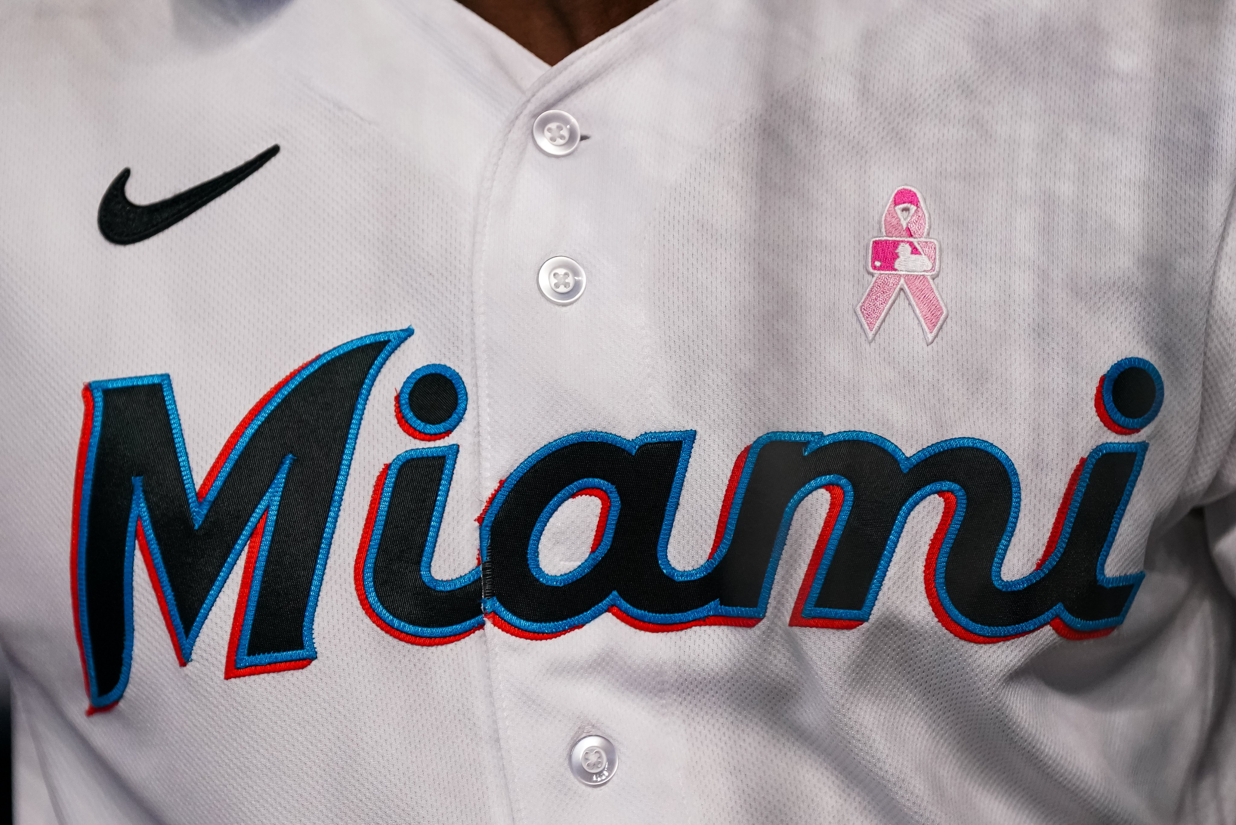 Miami Marlins on X: Pink for mami. 💗 #MothersDay