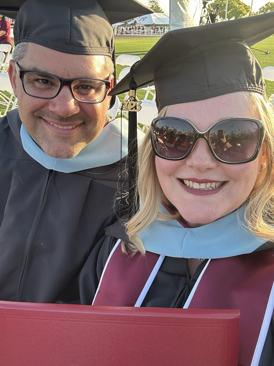 Happy Anniversary and Mother’s Day to this amazing educator, wife and mom. She has changed so many lives with her infectious kindness and continues to be a gift that I am most blessed to have. @MrsMcclung ❤️🎉🌷