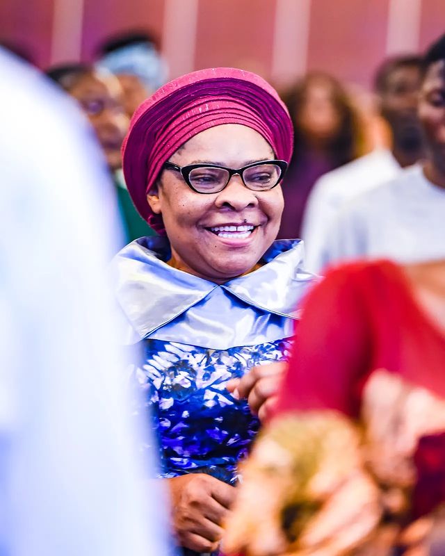 tcnabuja's tweet photo. #TCNABUJA Women.
We celebrate the daughters of God, warriors of love and compassion, who inspire us with their unwavering devotion and unbreakable spirit. 🙏❤️
#ChristianWomen #FaithfulAndFearless #DaughtersOfGod #InspiringWomen #GodsLove #StrengthAndGrace https://t.co/N9wVOXeq8x