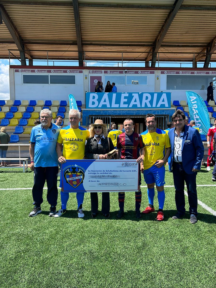 CD Dénia tweet media