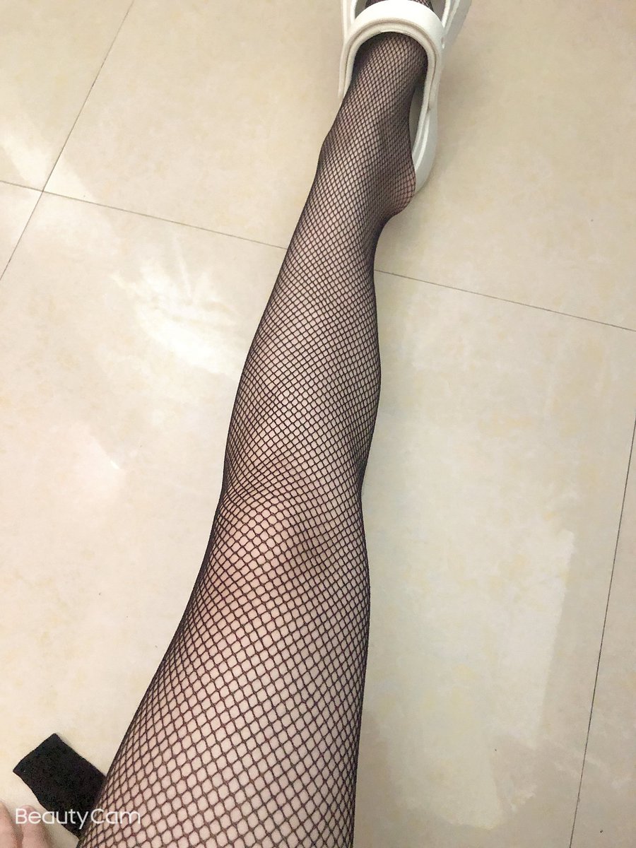 hanhanxiaobaby's tweet photo. 原味原味☘️☘️#丝袜 #足控  #黑丝  #恋足  #原味袜子  #原味内内 https://t.co/1NjjFOE0oA
