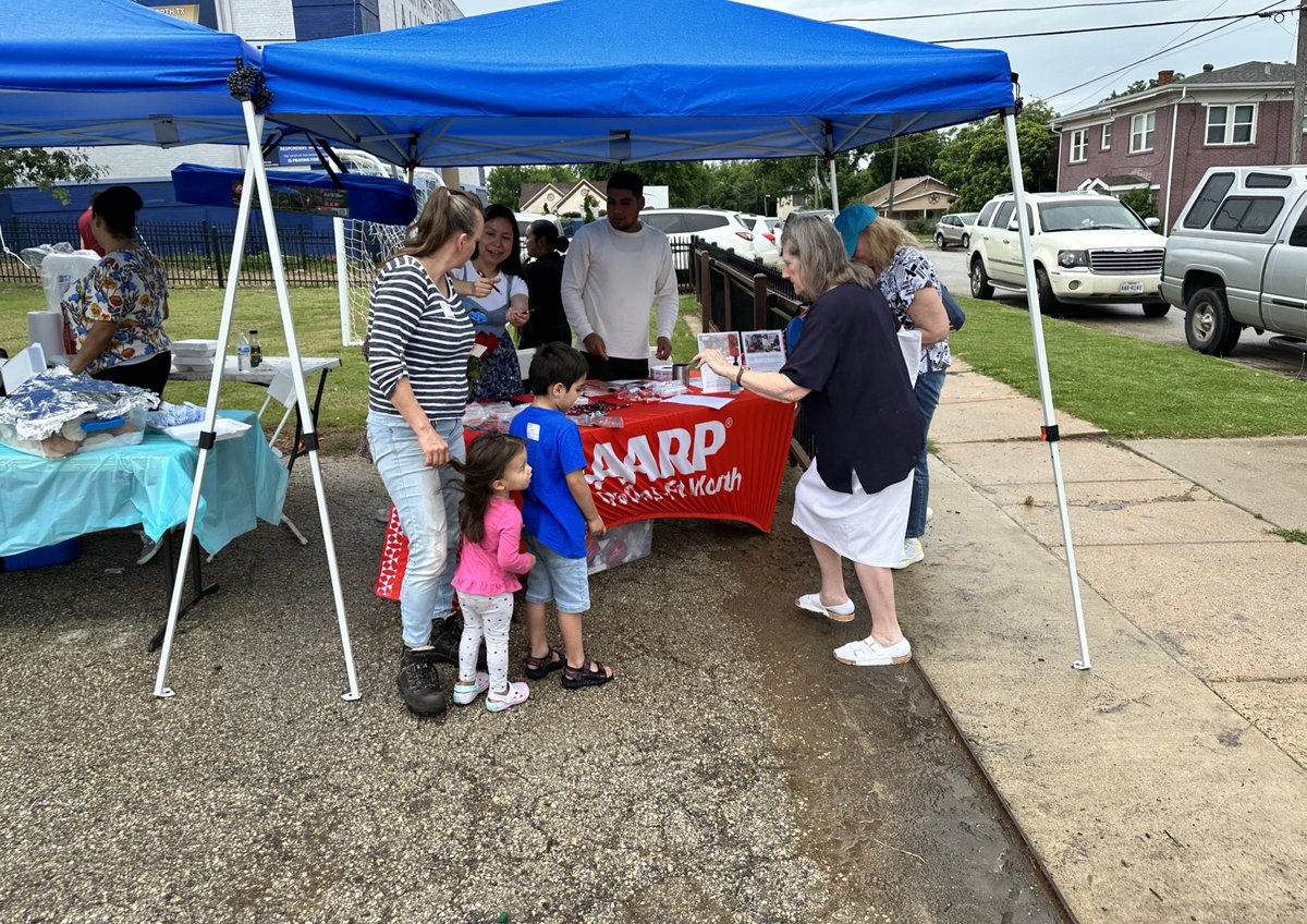 zsolistx's tweet photo. Even the rain is not stopping us to celebrate our #caregivers and mothers at the Caring For Our Own: Mother's Day Festival! ☔ Join @AARPTX #FortWorth to celebrate this day and our #caregivers!  Happy Mother's Day! 💐 #AARPEmployee https://t.co/kykSZtsiFF