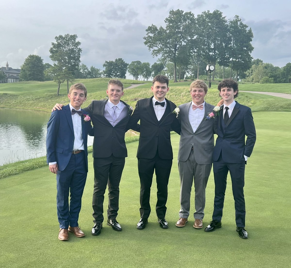 emilydport's tweet image. @PurplesGolf still on the golf course