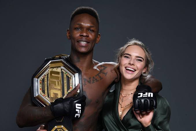 pubity's tweet photo. Ex-girlfriend of UFC middleweight champion Israel Adesanya is suing him for half of his fortune because "they dated too long and she supported his career."‼️😳 https://t.co/wYL4iqlFp4