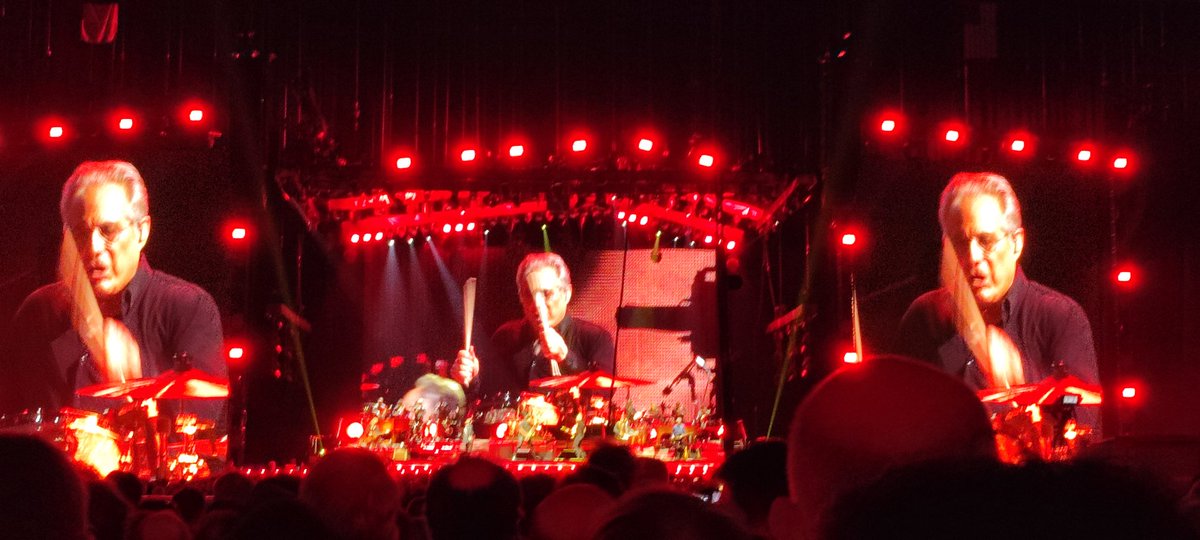 Phil_Cat's tweet image. #springsteenparis La Défense Arena - 13 Mai 2023